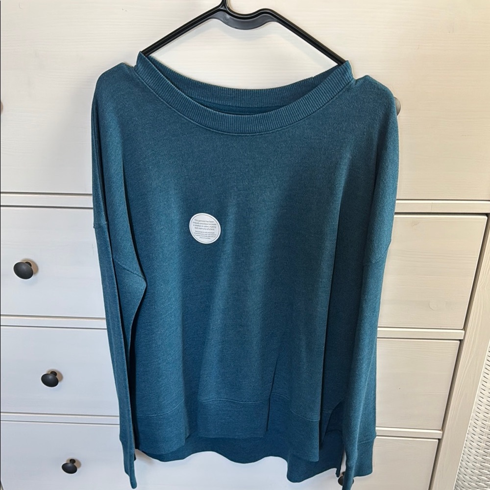 Teal Long Sleeve Sweater size medium ntw
